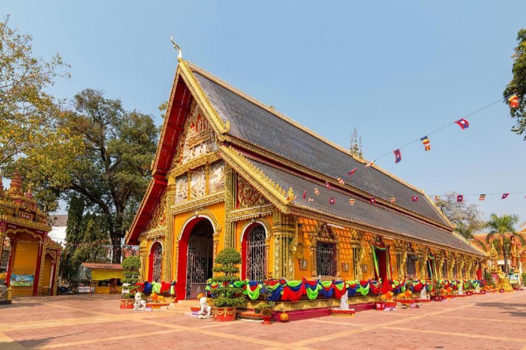 Phonethip Plaza Hotel เวียงจันทน์ ภายนอก รูปภาพ