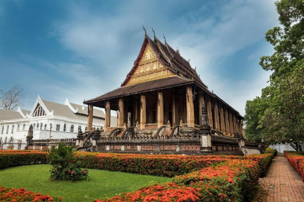 Phonethip Plaza Hotel เวียงจันทน์ ภายนอก รูปภาพ