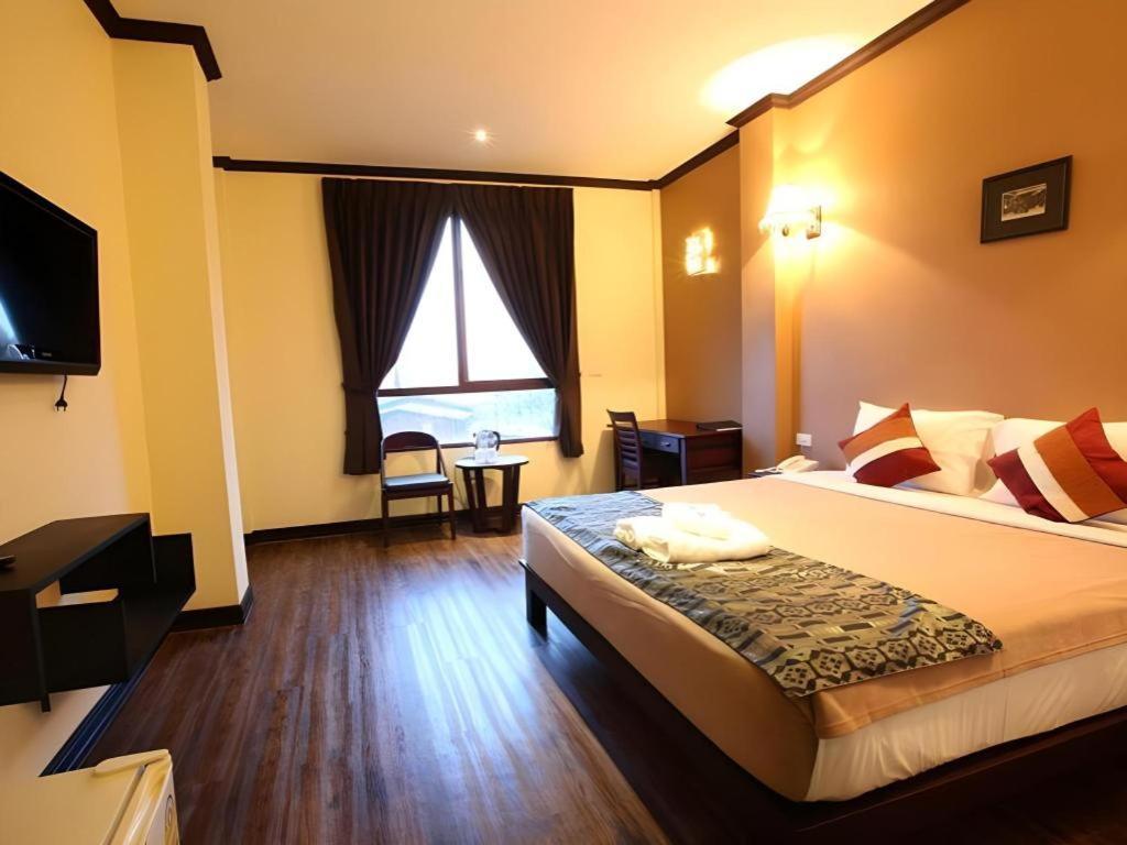Phonethip Plaza Hotel เวียงจันทน์ ภายนอก รูปภาพ