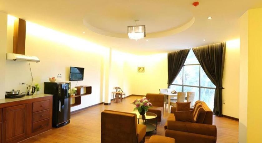Phonethip Plaza Hotel เวียงจันทน์ ภายนอก รูปภาพ